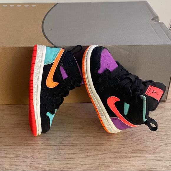 Jordan 1 Mid “Black Multi” Toddler Sneakers  - SZ 4 C - Picture 7 of 13